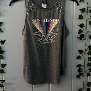 modern lux grey tank top with cute design! Size L.